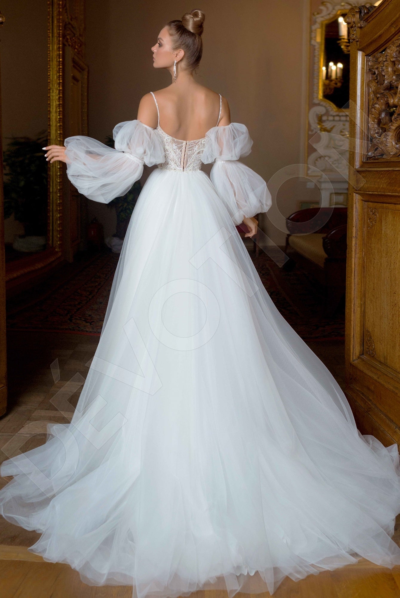 Inrey A-line Sweetheart Off White Wedding dress