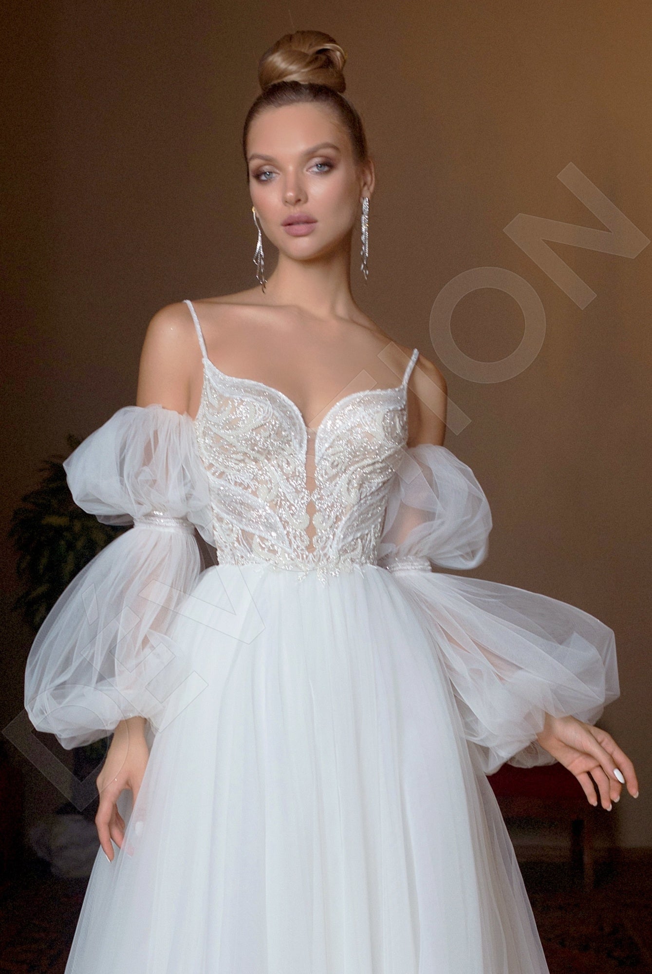 Inrey A-line Sweetheart Off White Wedding dress