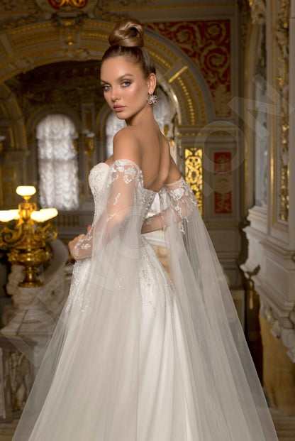 Soltis A-line Sweetheart Off White Wedding dress