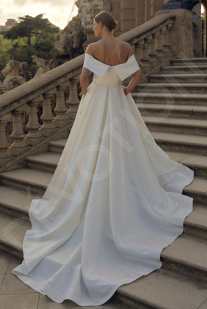 Jessica A-line Off-shoulder/Drop shoulders Milk Wedding dress