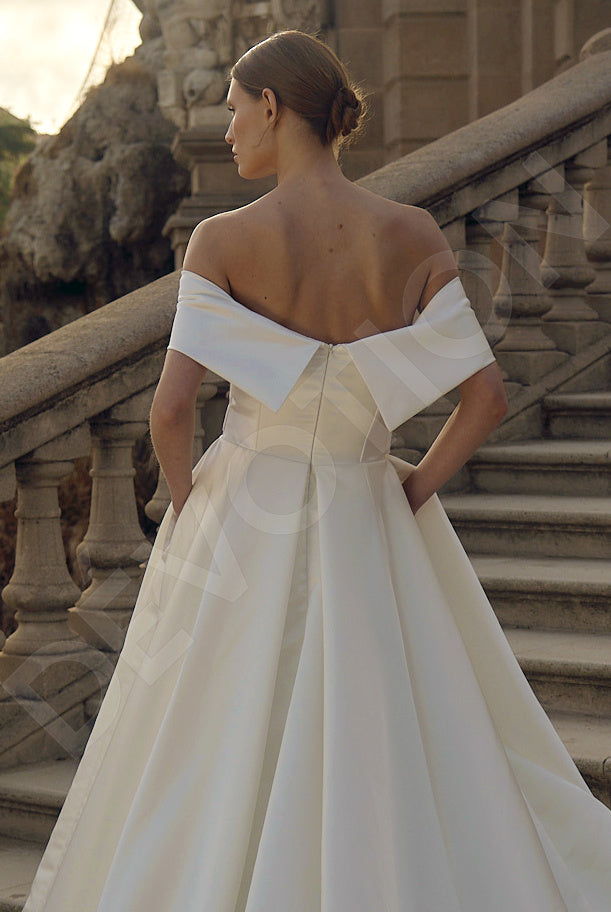 Jessica A-line Off-shoulder/Drop shoulders Milk Wedding dress