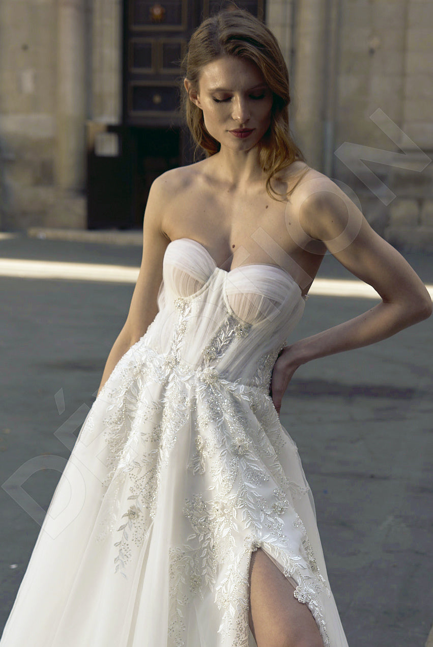 Julie A-line Sweetheart Milk Wedding dress