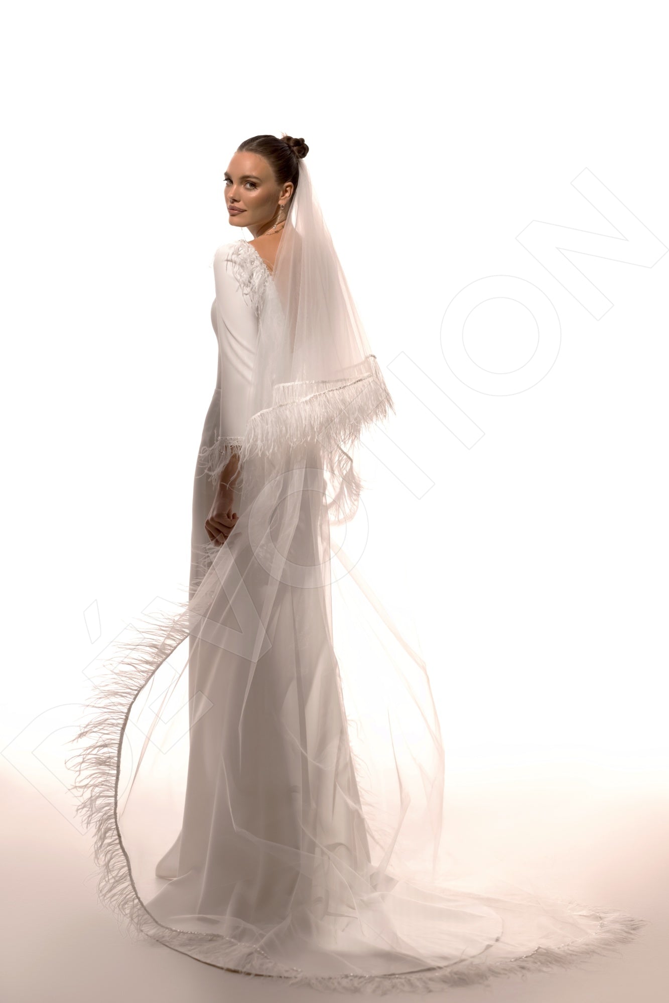 Alfy Trumpet/Mermaid Boat/Bateau Ivory Wedding dress