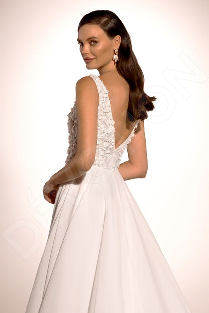 Floralie A-line Deep V-neck Ivory Wedding dress