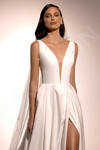 Leon A-line Deep V-neck Ivory Wedding dress