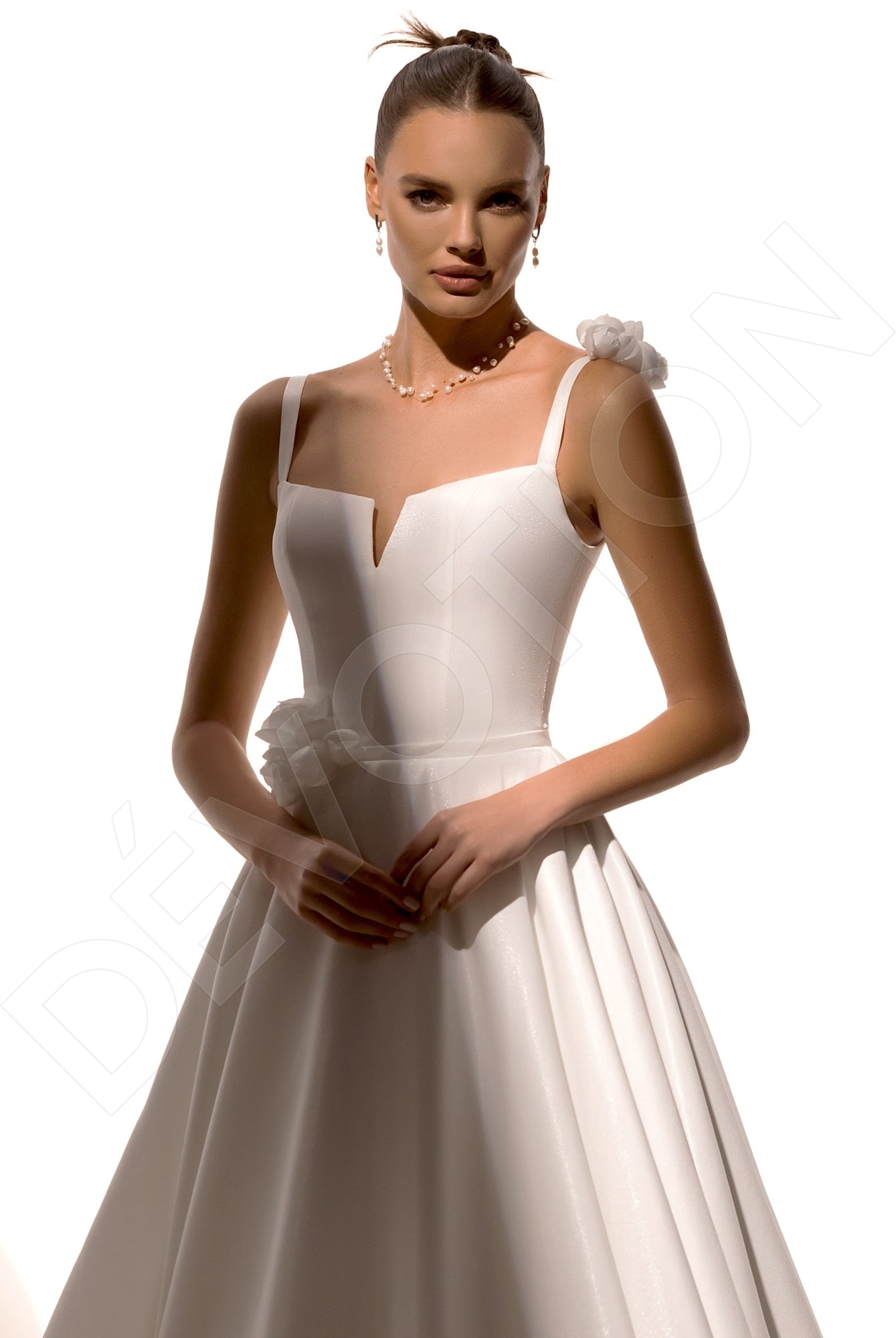 Lilibet A-line Square Ivory Wedding dress