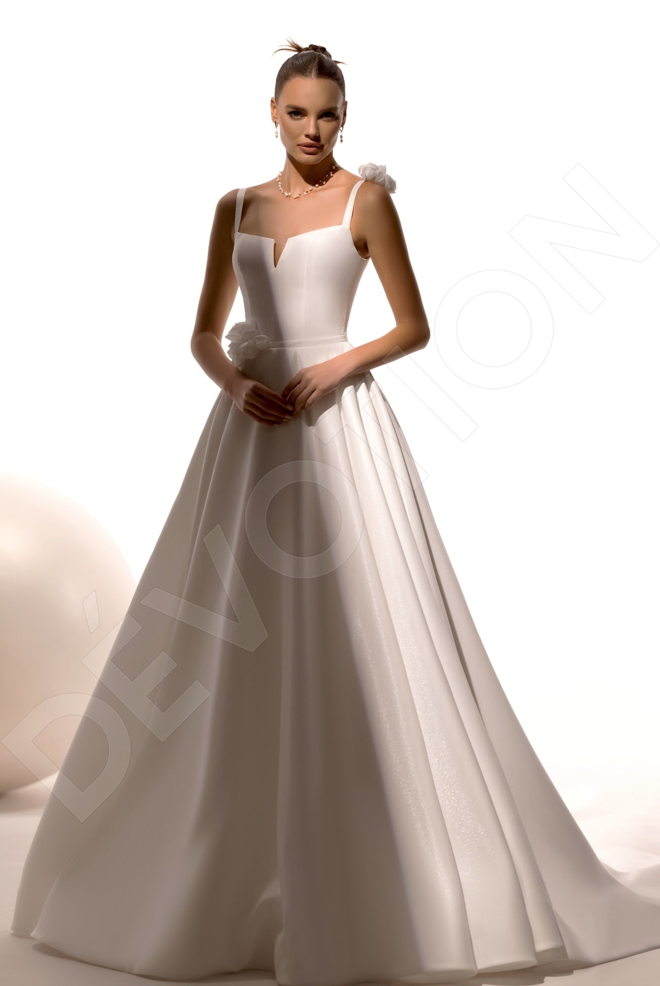 Lilibet A-line Square Ivory Wedding dress