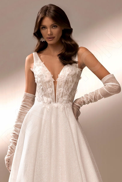 Olya A-line Deep V-neck Ivory Wedding dress