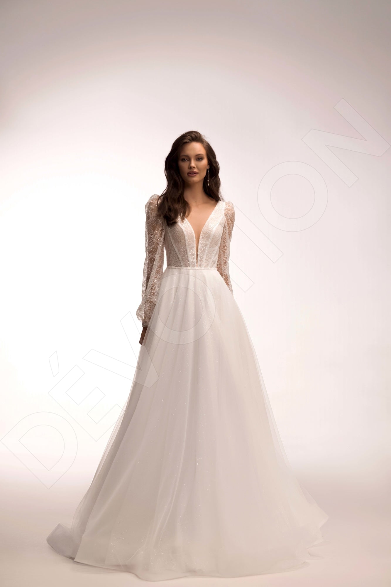 Raya A-line Deep V-neck Ivory Wedding dress