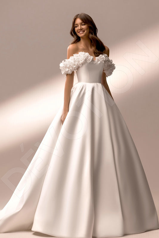 Verenia Princess/Ball Gown Off-shoulder/Drop shoulders Ivory Wedding dress