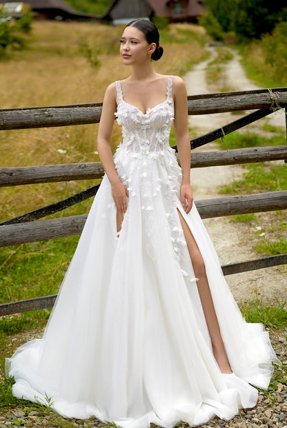 Niki A-line Sweetheart Milk Wedding dress