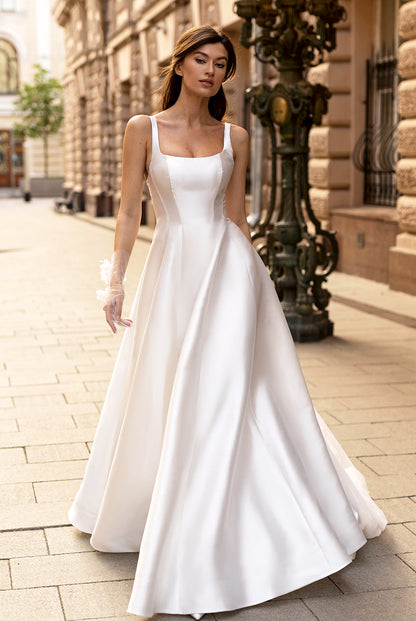 Linda A-line Square Milk Wedding dress