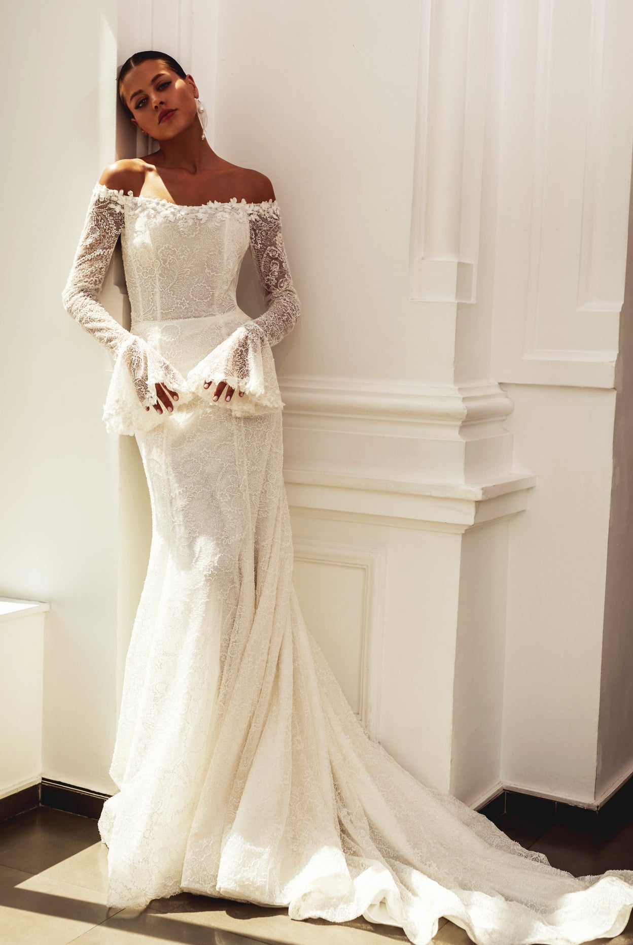 Nia Trumpet/Mermaid Off-shoulder/Drop shoulders Ivory Wedding dress