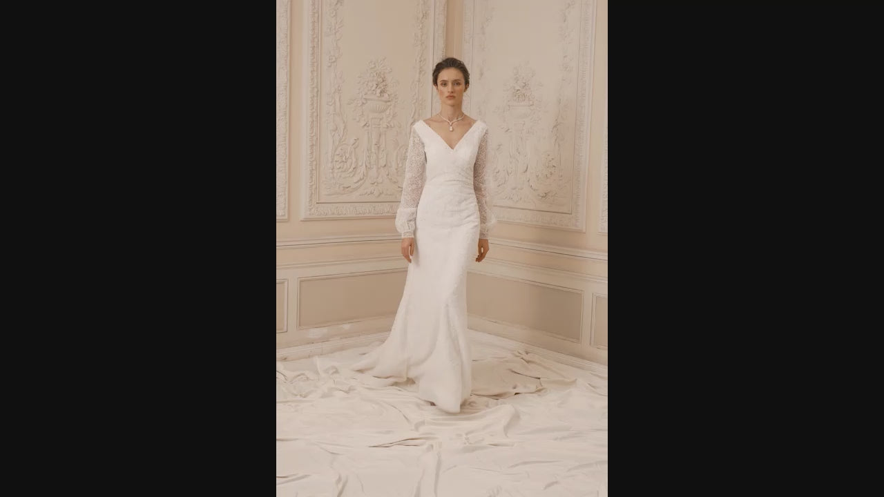 Selena Trumpet/Mermaid V-neck Ivory Wedding dress video