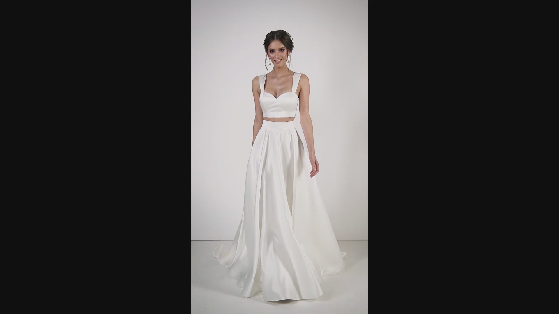 Oni A-line Sweetheart Ivory Wedding dress