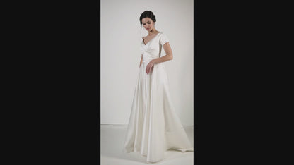 Nuru A-line Deep V-neck Ivory Wedding dress