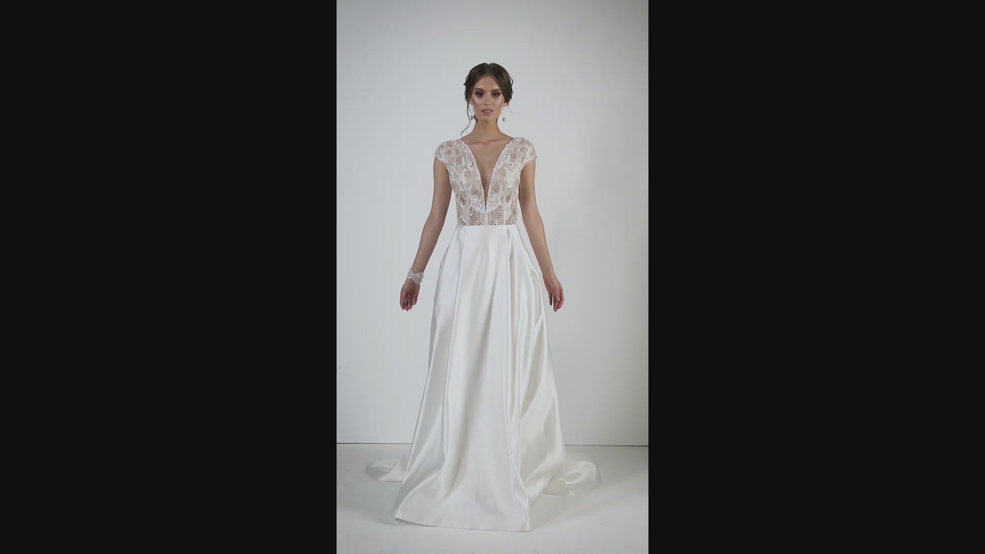 Anipe A-line Illusion Ivory Wedding dress