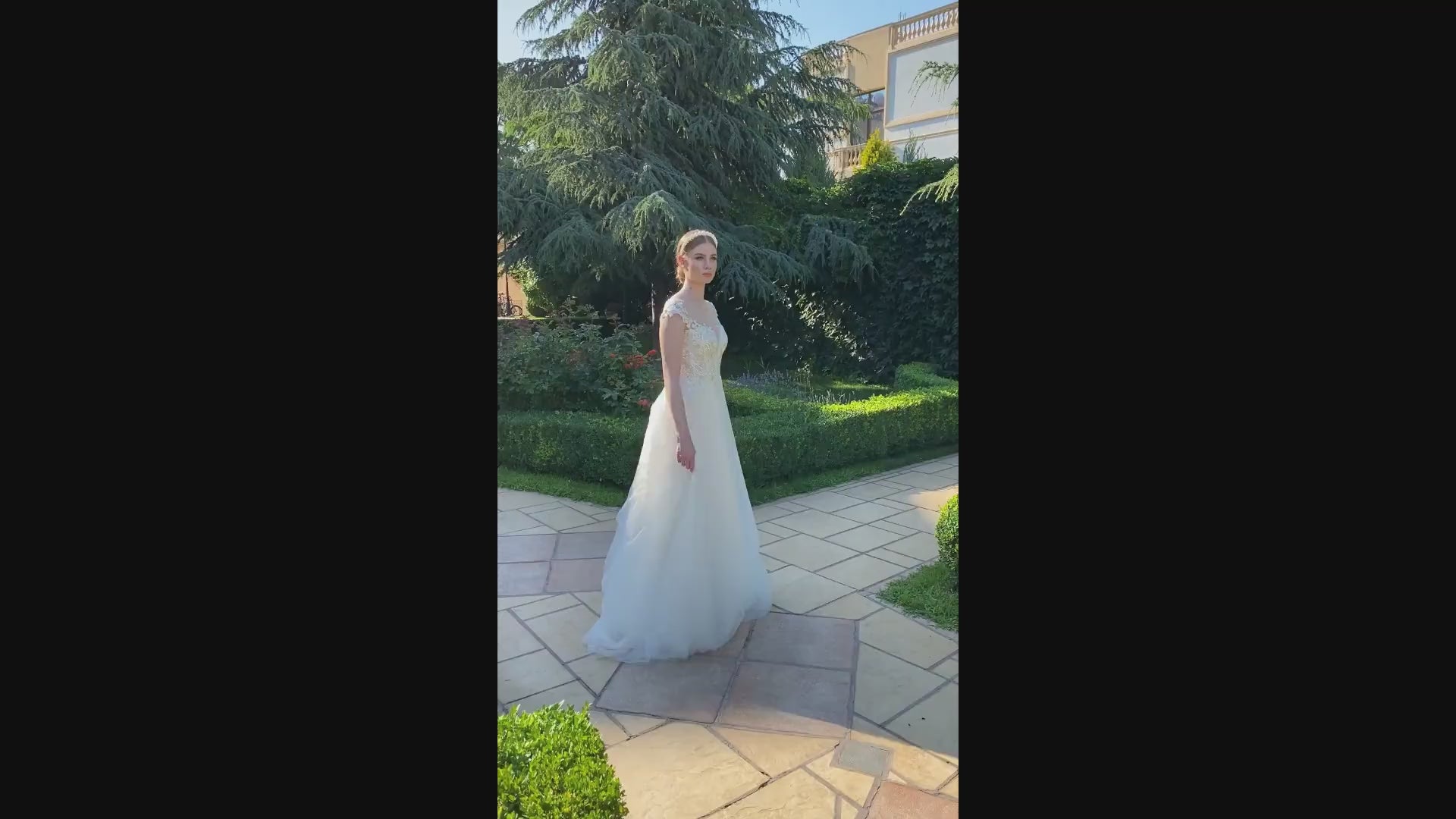 Lotinna A-line Illusion Milk Nude Wedding dress video