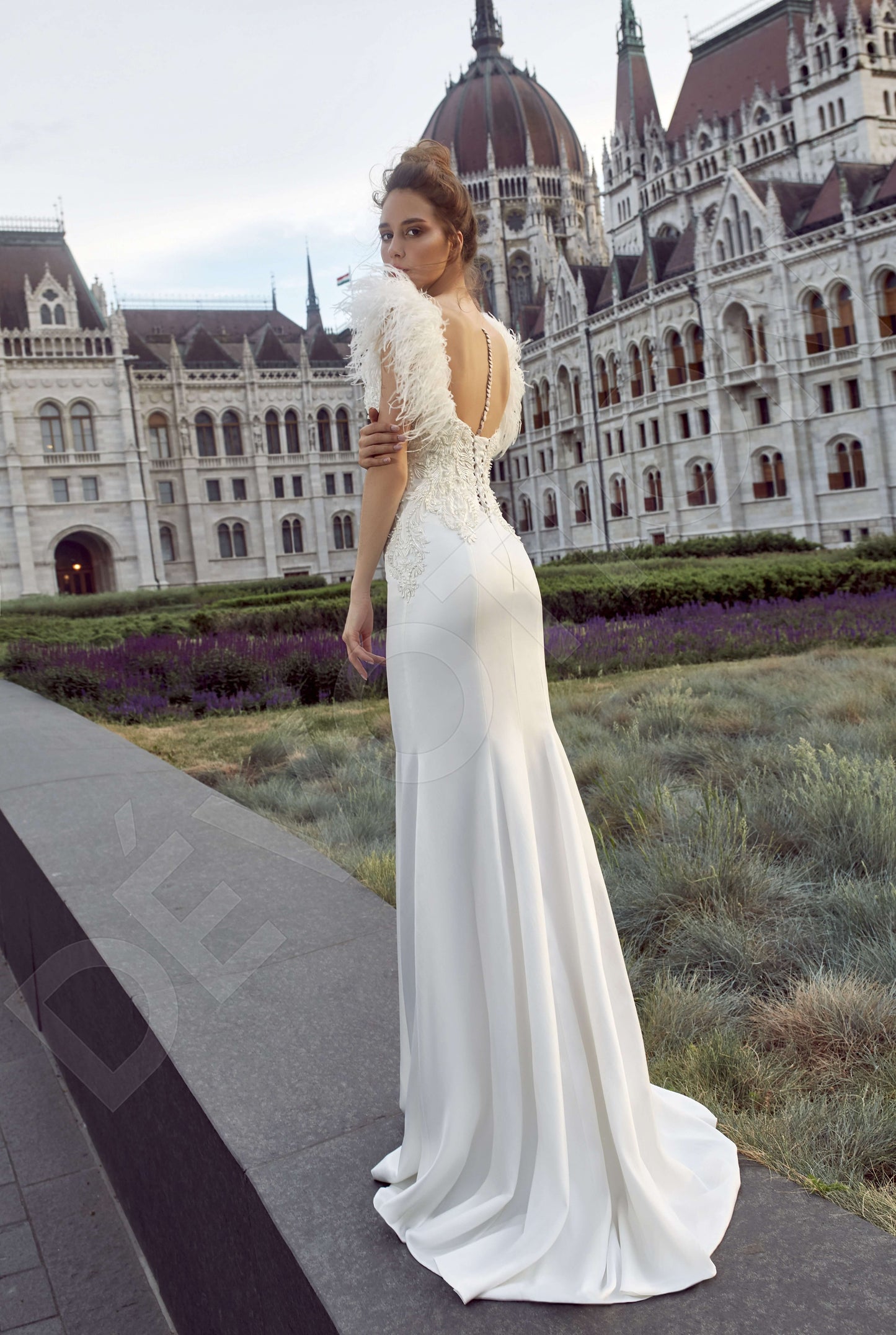 Nilana Illusion back Trumpet/Mermaid Sleeveless Wedding Dress Back