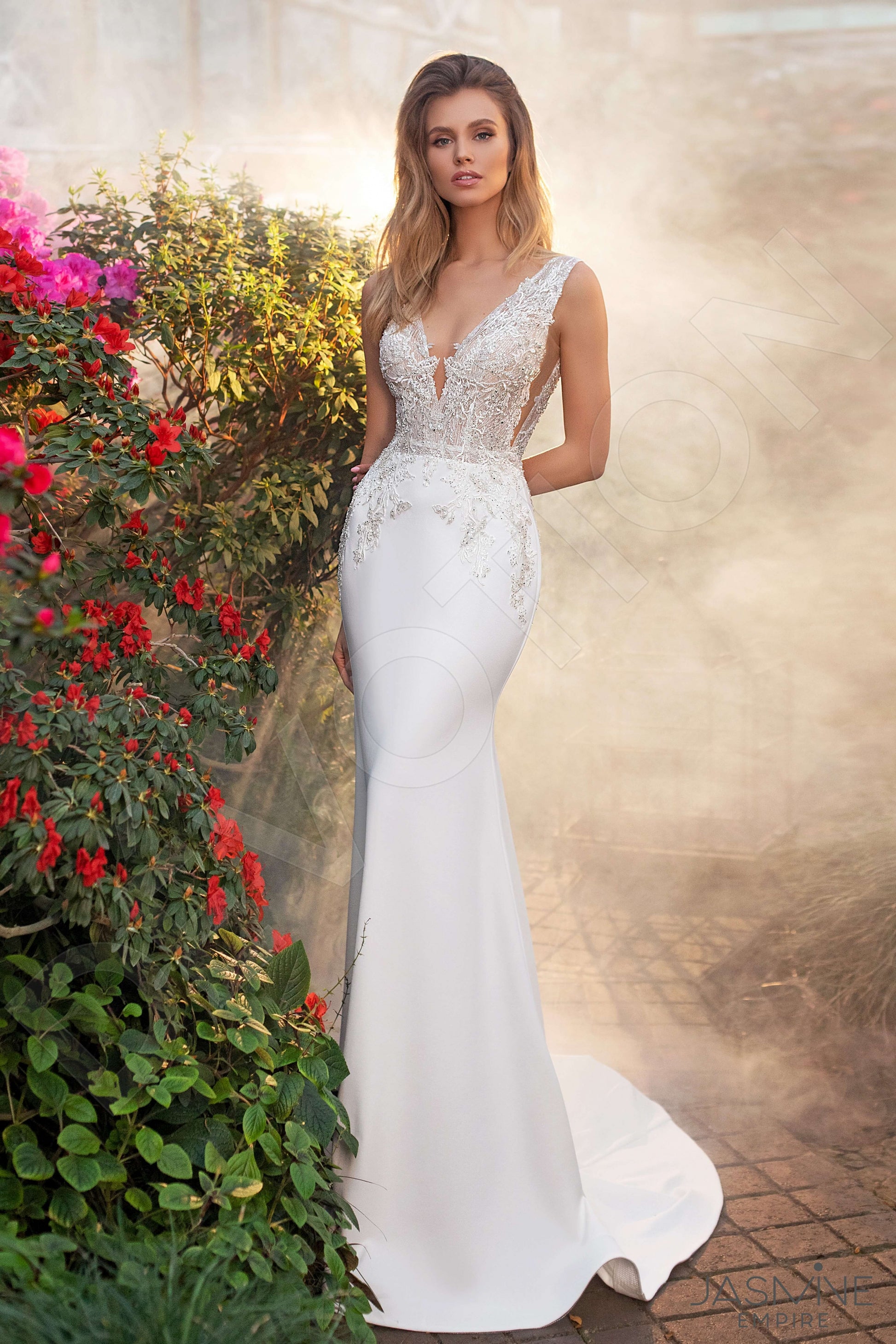 Vivia Trumpet/Mermaid V-neck Ivory Wedding dress