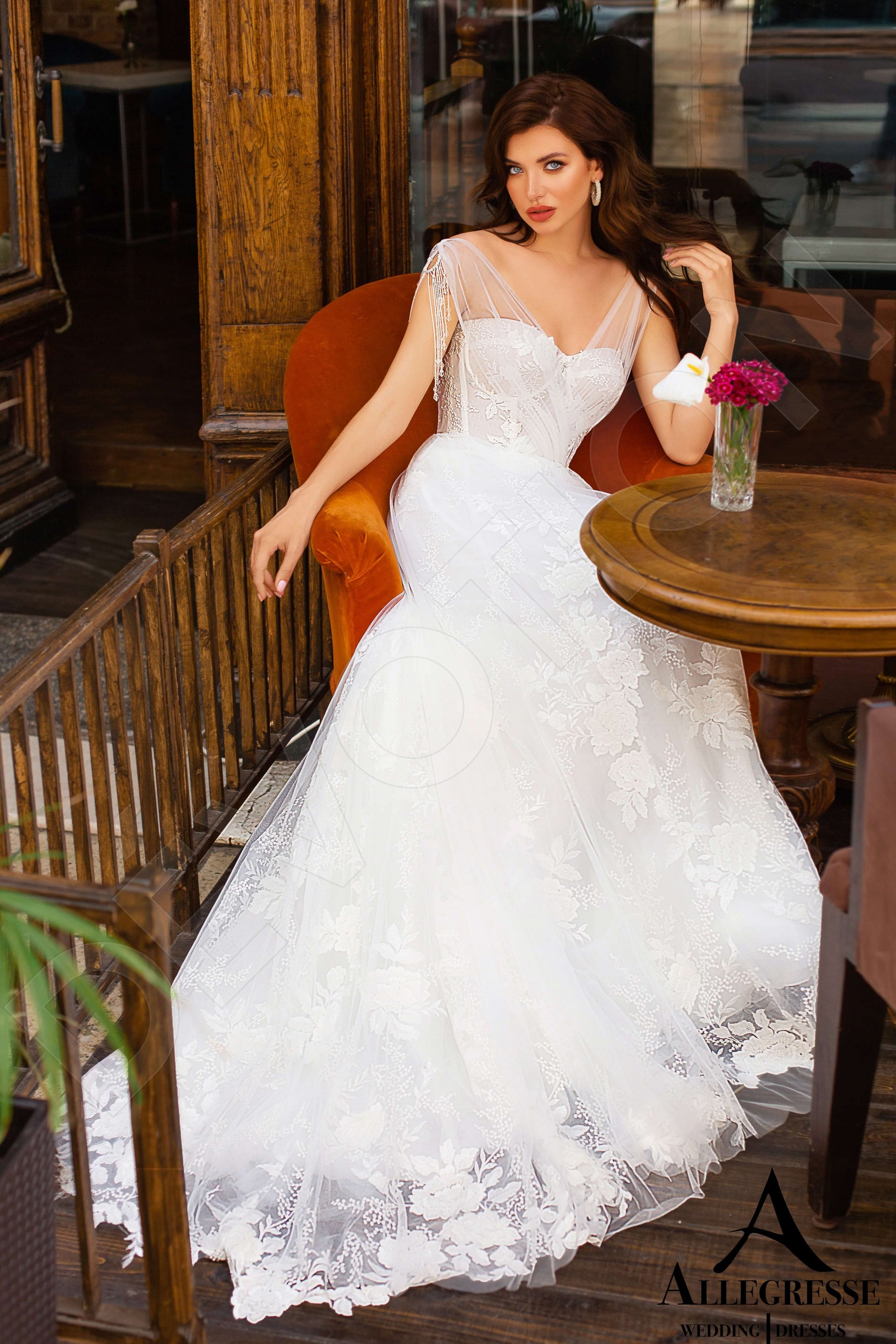 Ferise A-line V-neck Milk Wedding dress