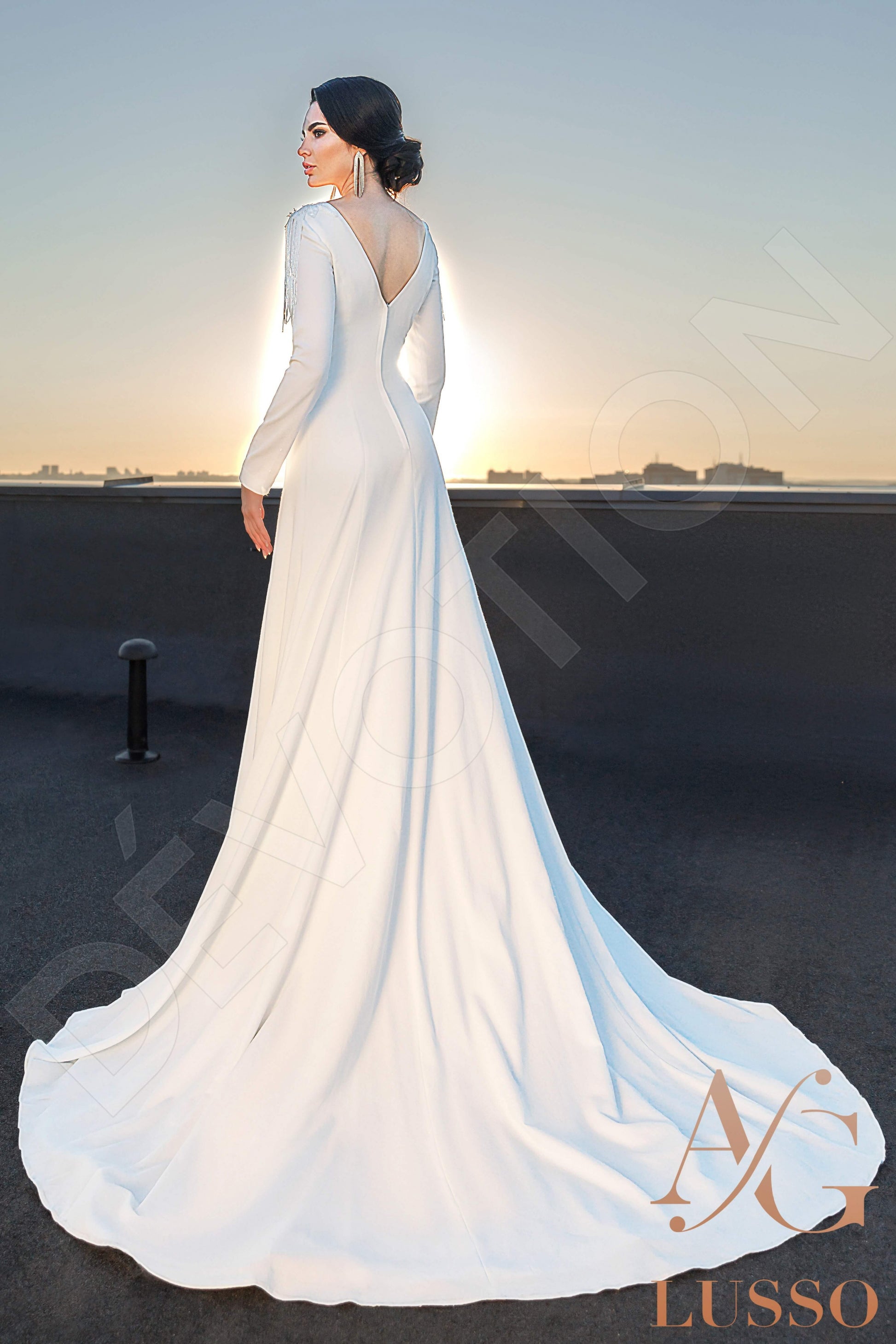 Kiana A-line Illusion Ivory Wedding dress