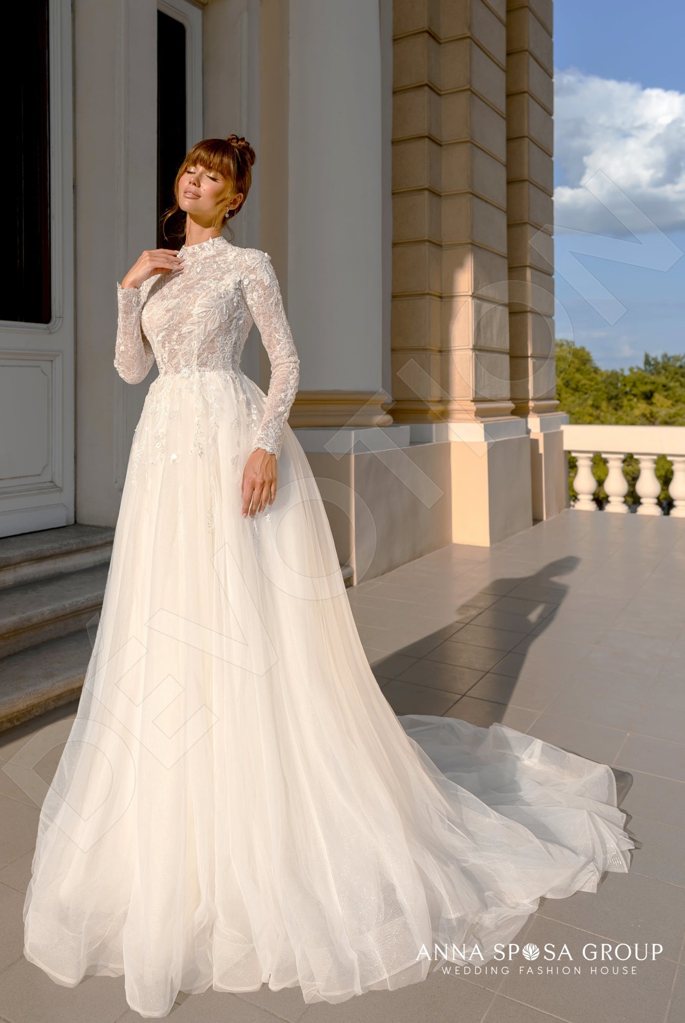 Lace neck wedding dress hotsell