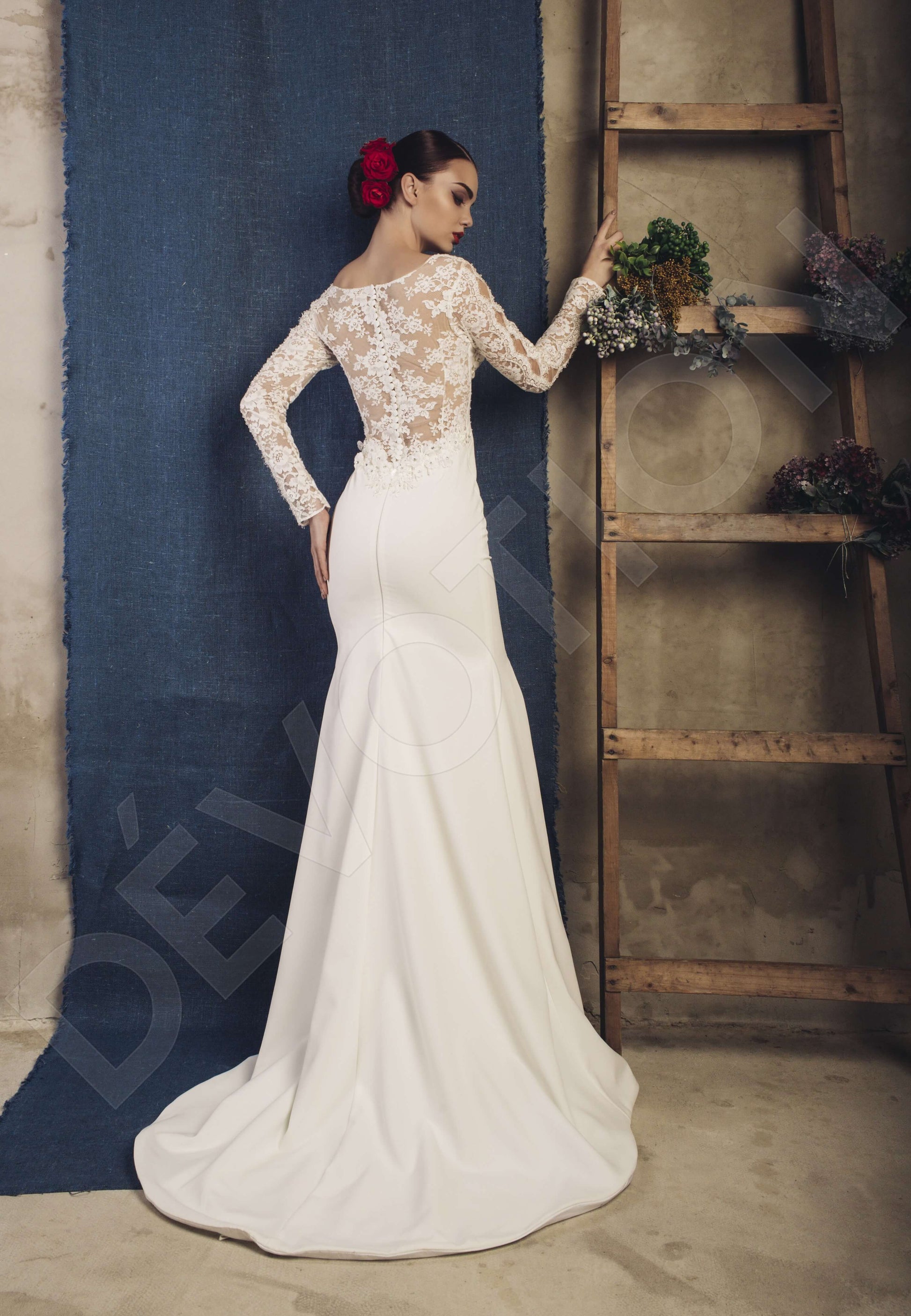 Rona Trumpet/Mermaid Sweetheart Milk Wedding dress