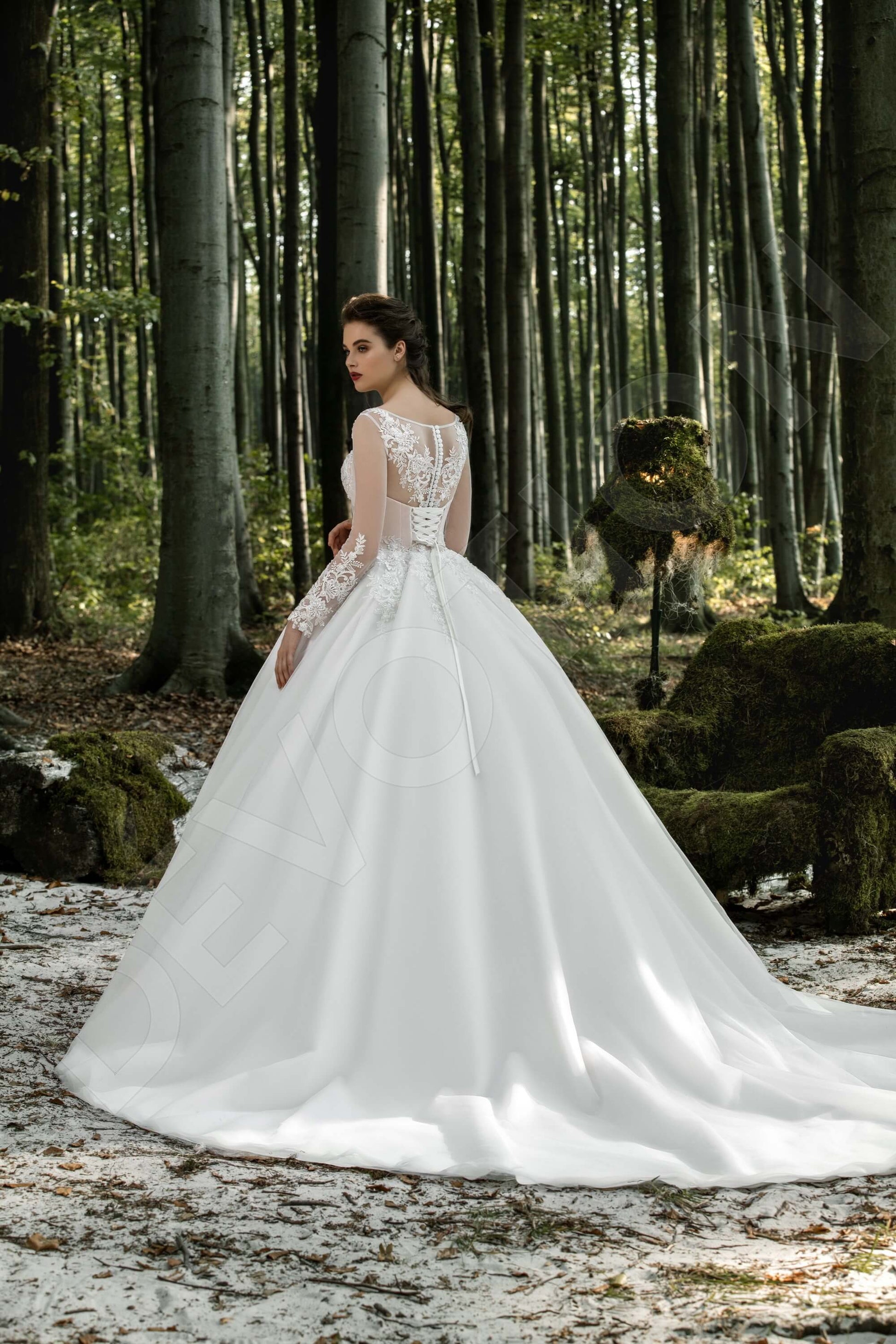 Honora Princess/Ball Gown Boat/Bateau Milk Wedding dress