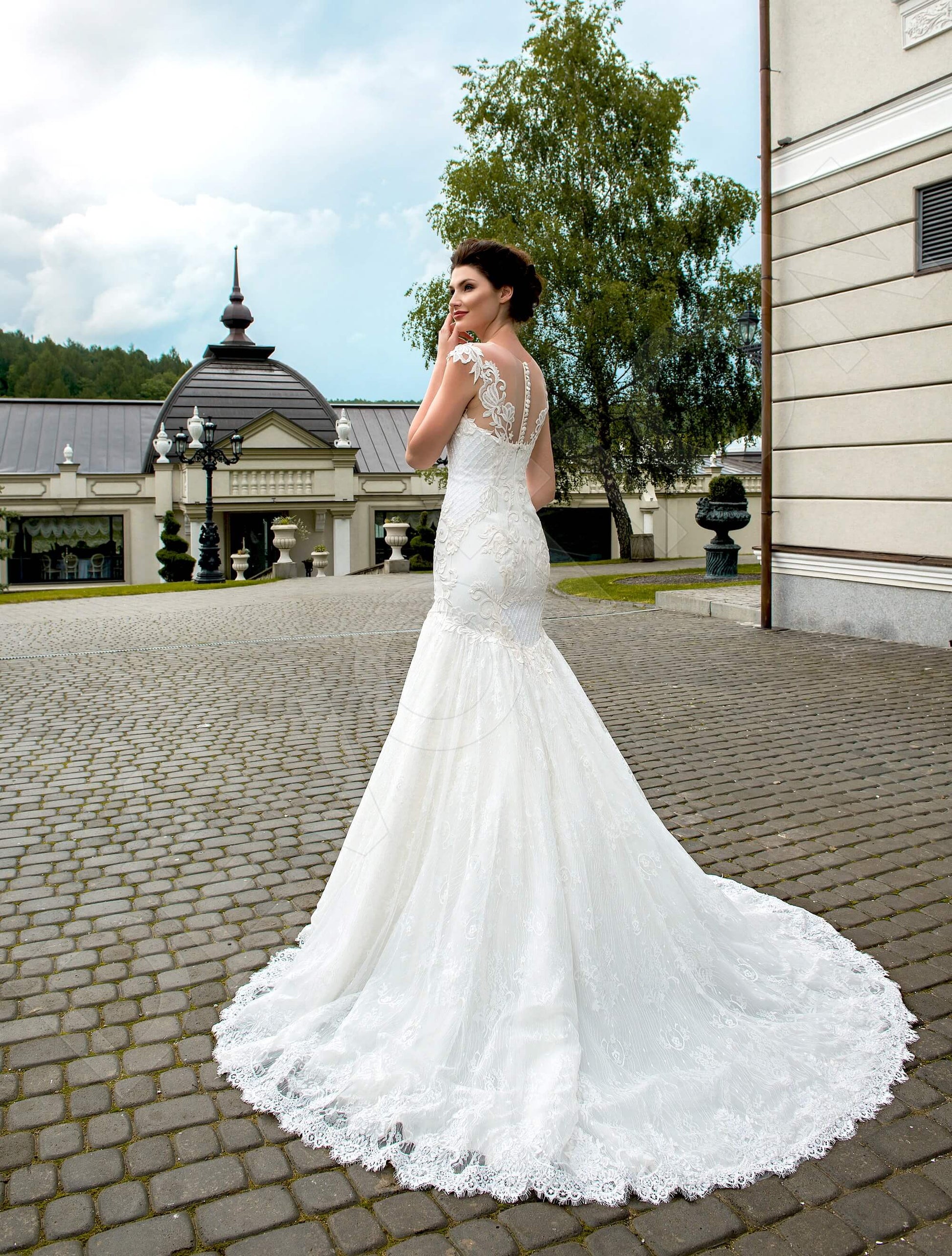 Nicoletta Trumpet/Mermaid Illusion Milk Wedding dress