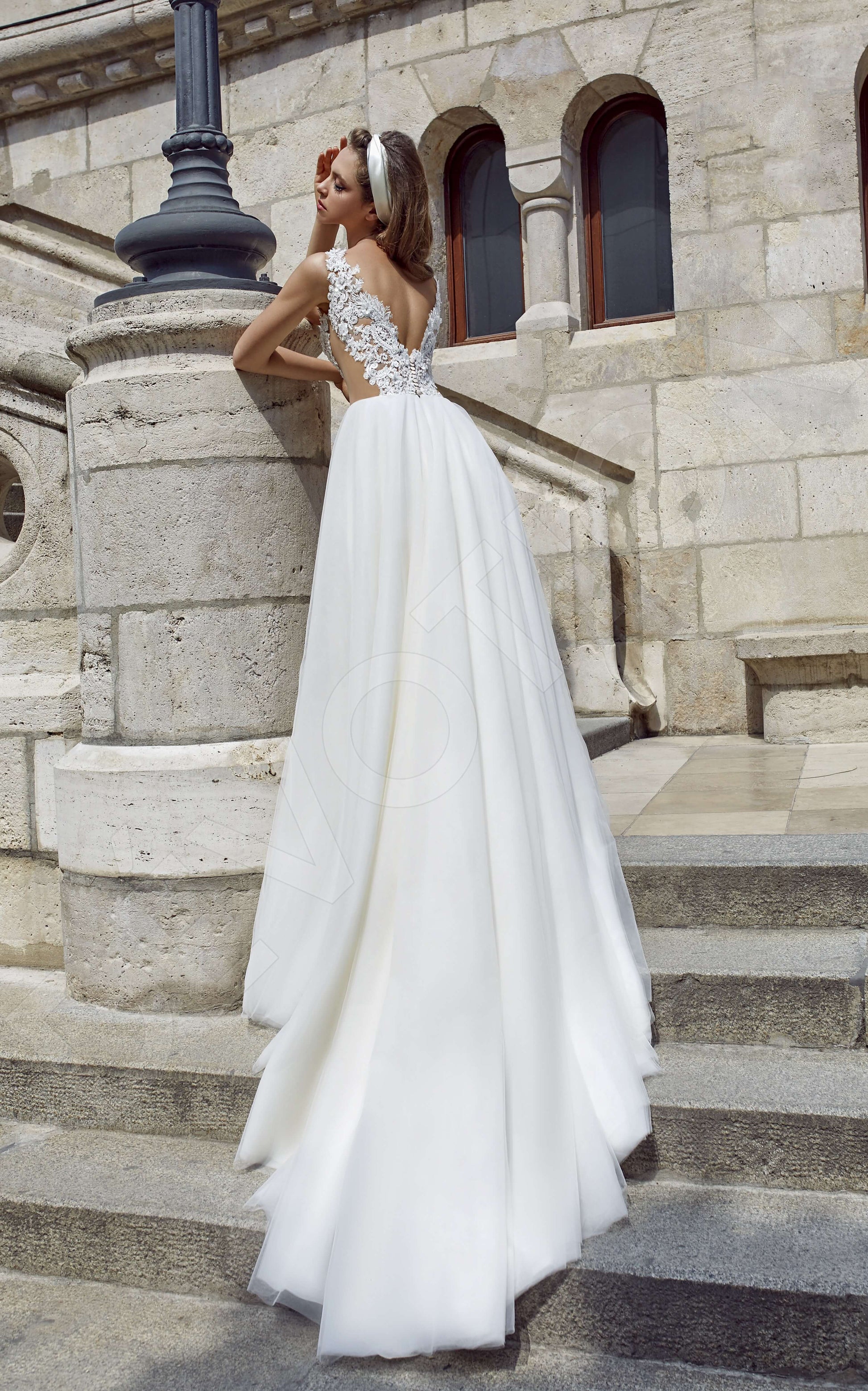 Lamelle A-line Illusion White Wedding dress