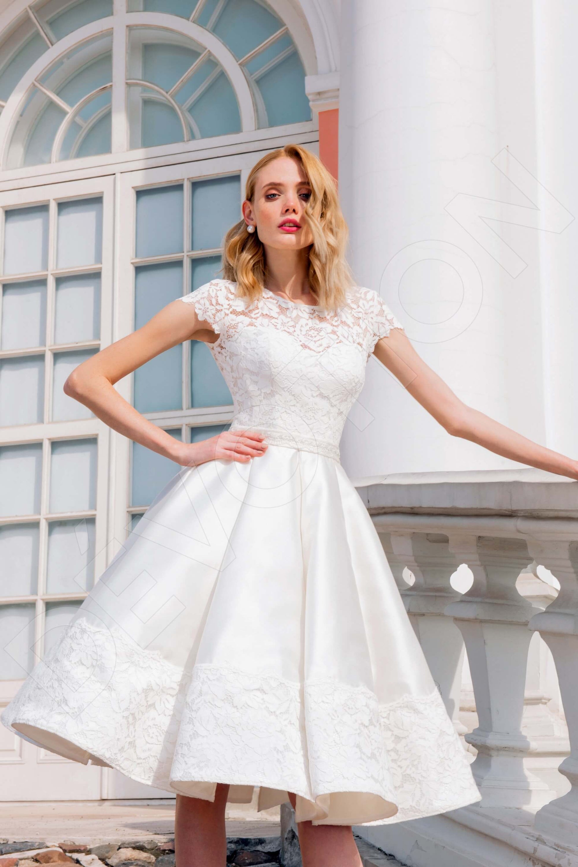 Ilma A-line Jewel Lightivory Wedding dress