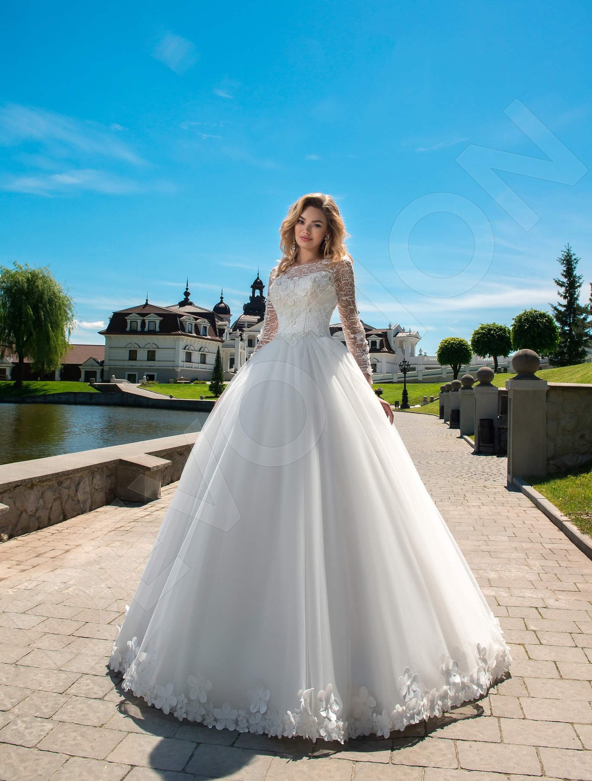 Ginger Princess/Ball Gown Boat/Bateau Milk Wedding dress