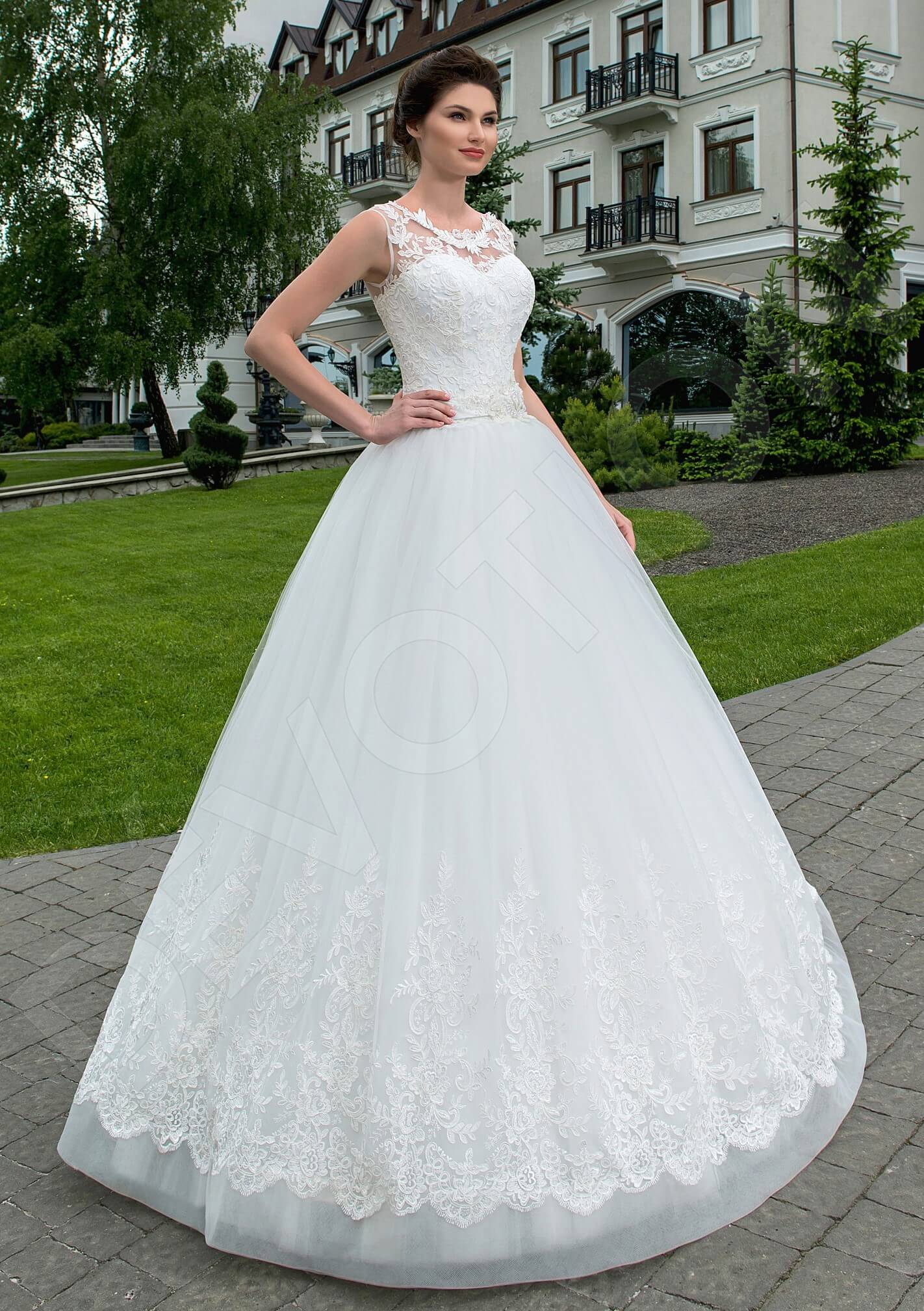 Venecie Princess/Ball Gown Jewel Milk Wedding dress