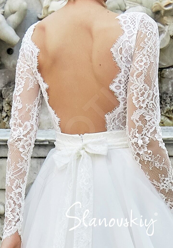 Venla A-line Boat/Bateau Cream Wedding dress