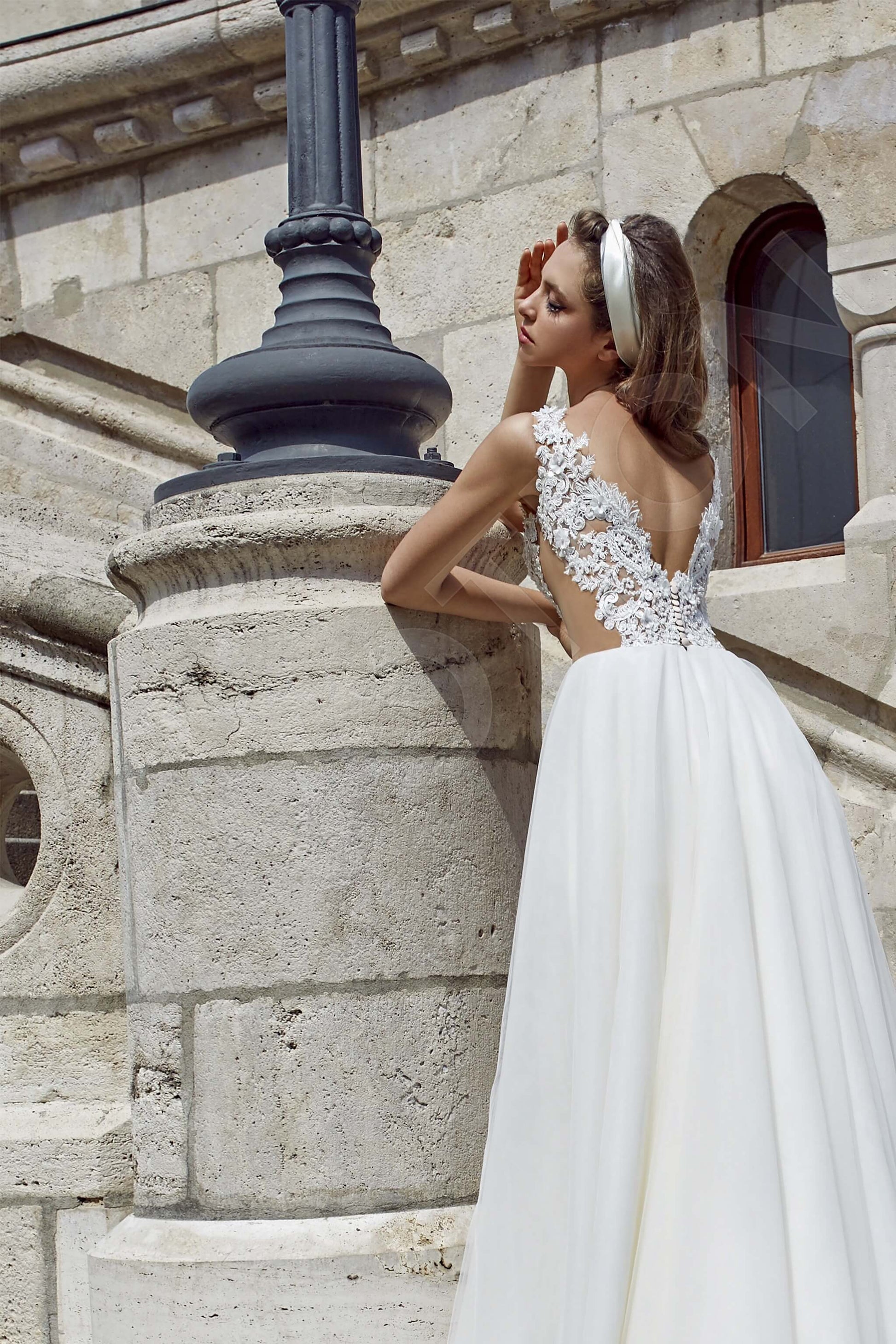 Lamelle A-line Illusion White Wedding dress