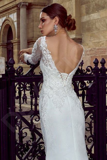 Vigitta Open back Trumpet/Mermaid Long sleeve Wedding Dress 3