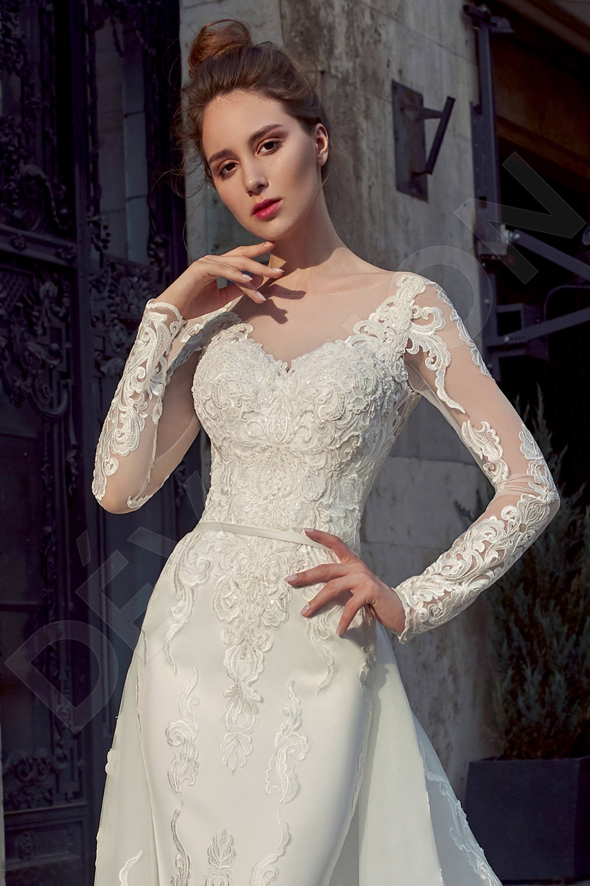 Ortella A-line Boat/Bateau Milk Wedding dress