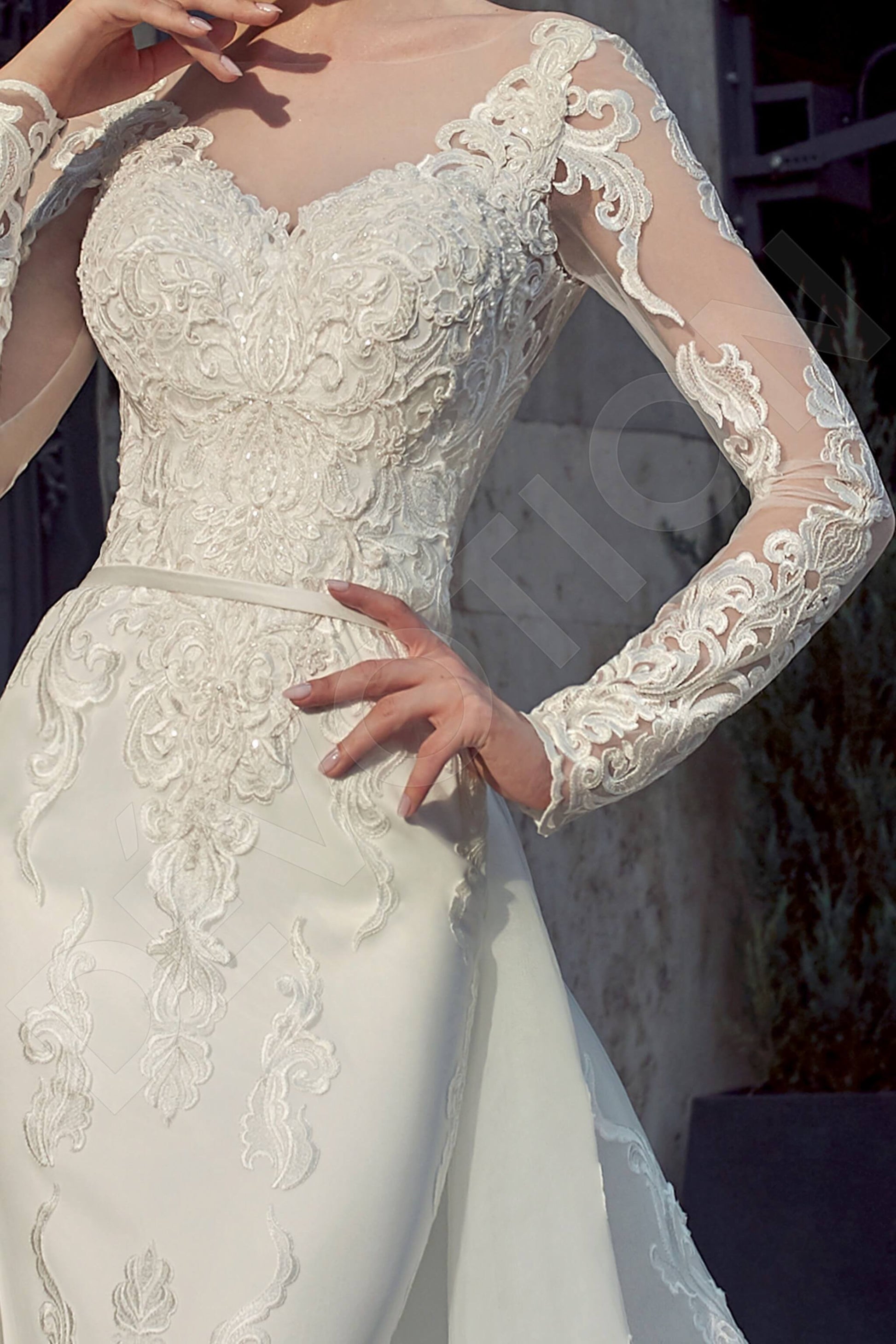 Ortella A-line Boat/Bateau Milk Wedding dress