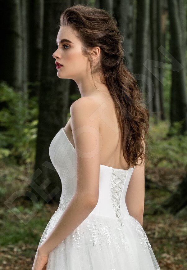 Lillie A-line Sweetheart Milk Wedding dress