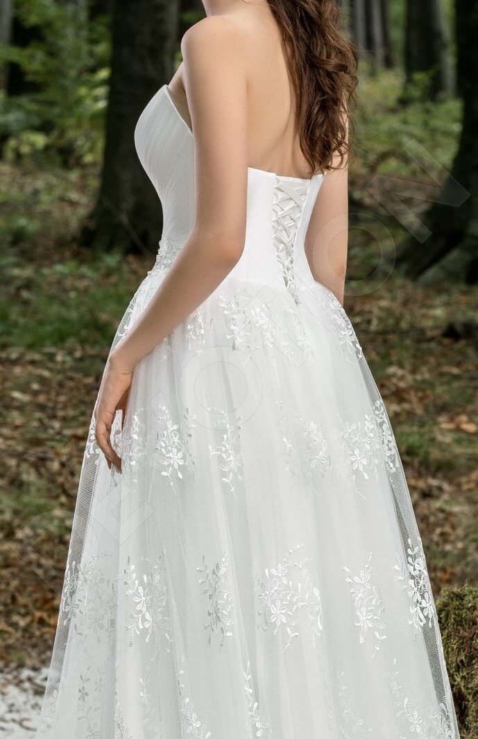 Lillie A-line Sweetheart Milk Wedding dress