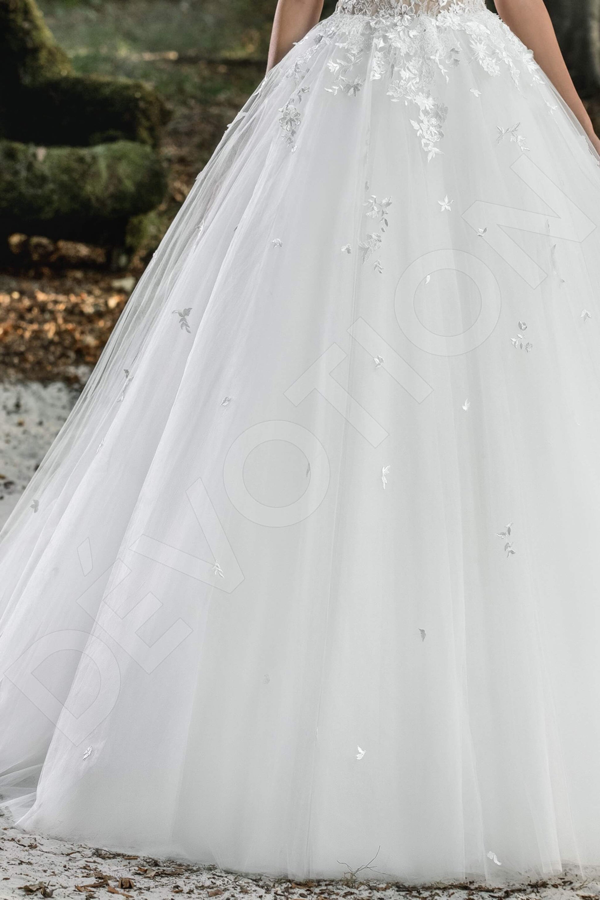 Sabra Princess/Ball Gown V-neck Milk Wedding dress