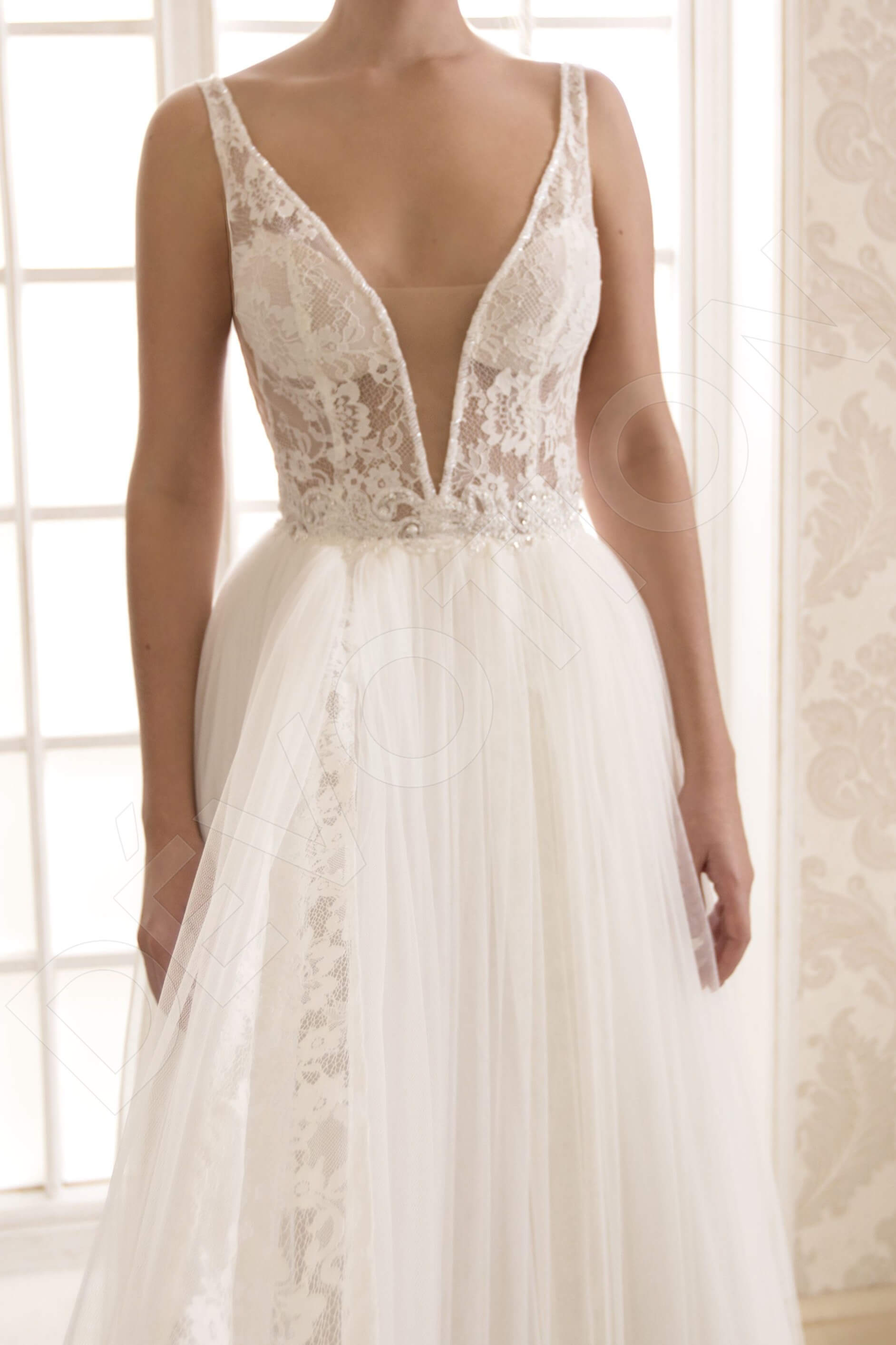 Berenice A-line V-neck Ivory Wedding dress