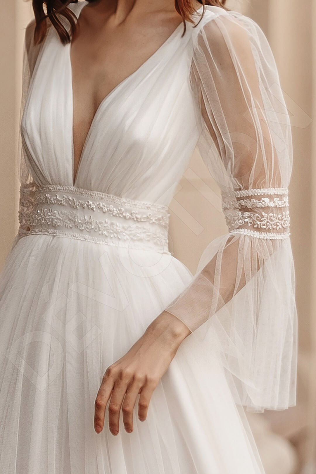 Arinella A-line V-neck Ivory Wedding dress