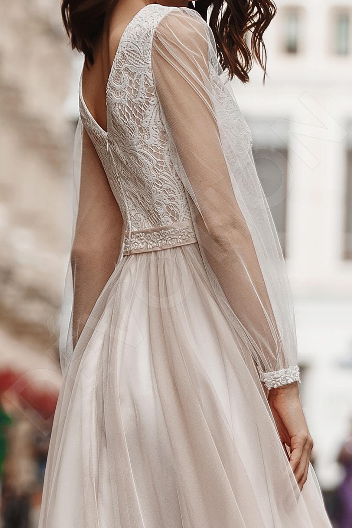 Daisis A-line Boat/Bateau Nude Wedding dress