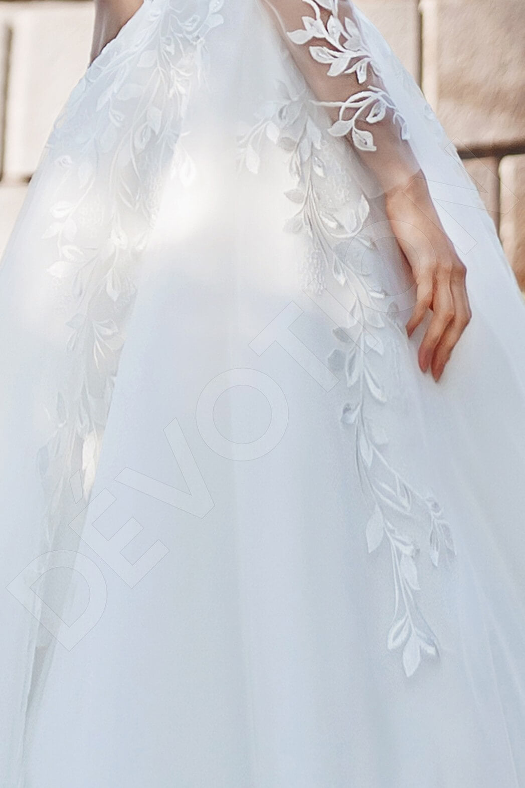 Villosa Princess/Ball Gown Boat/Bateau Ivory Wedding dress