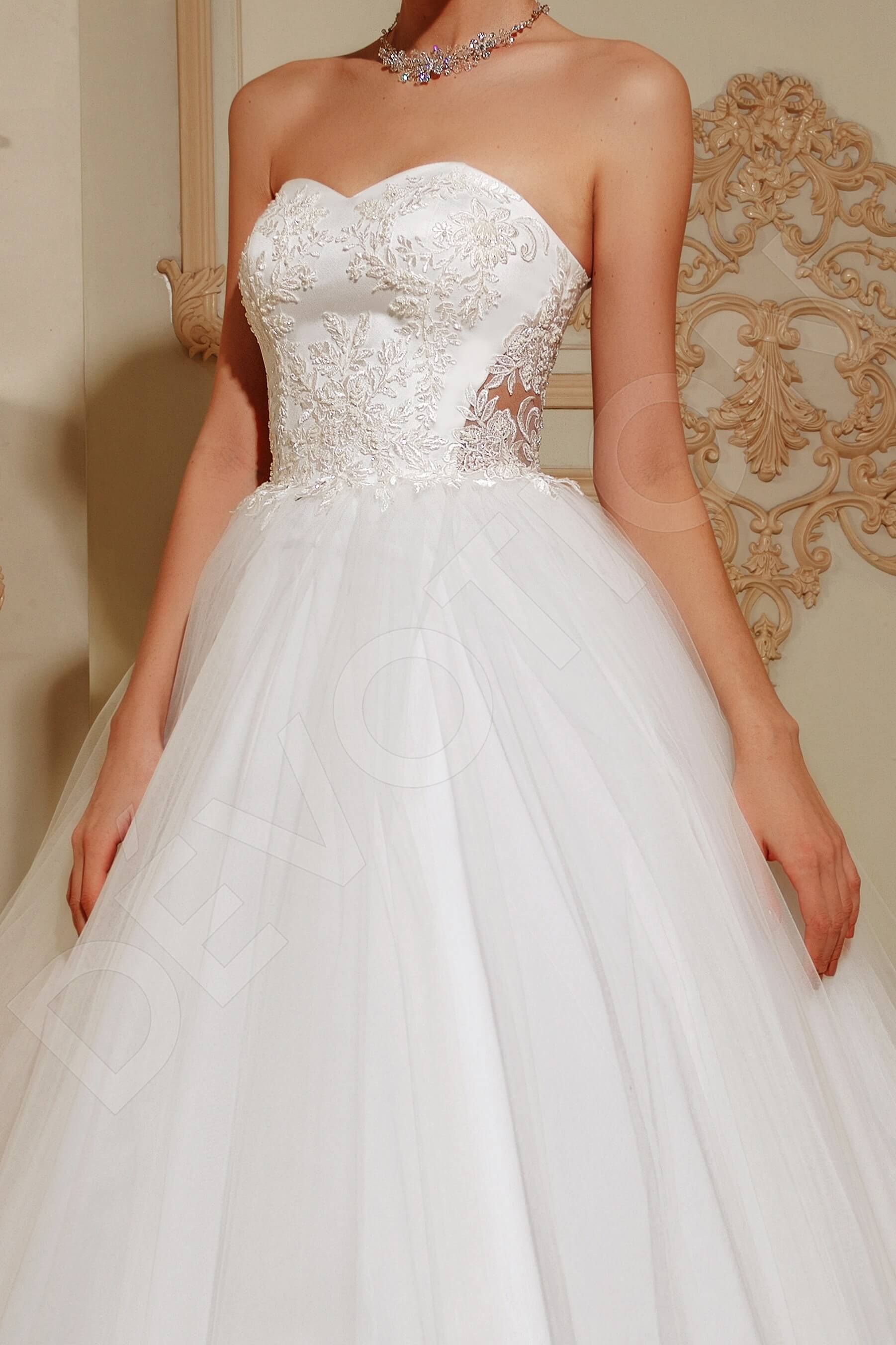 Nitana Princess/Ball Gown Sweetheart Ivory Wedding dress