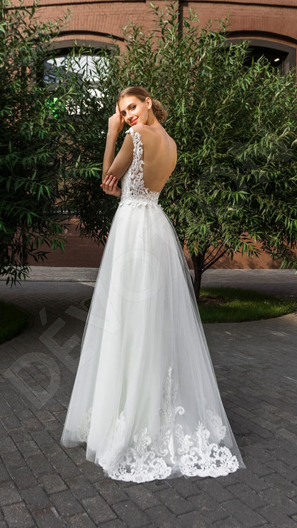 Sandrine Open back Trumpet/Mermaid Short/ Cap sleeve Wedding Dress 3