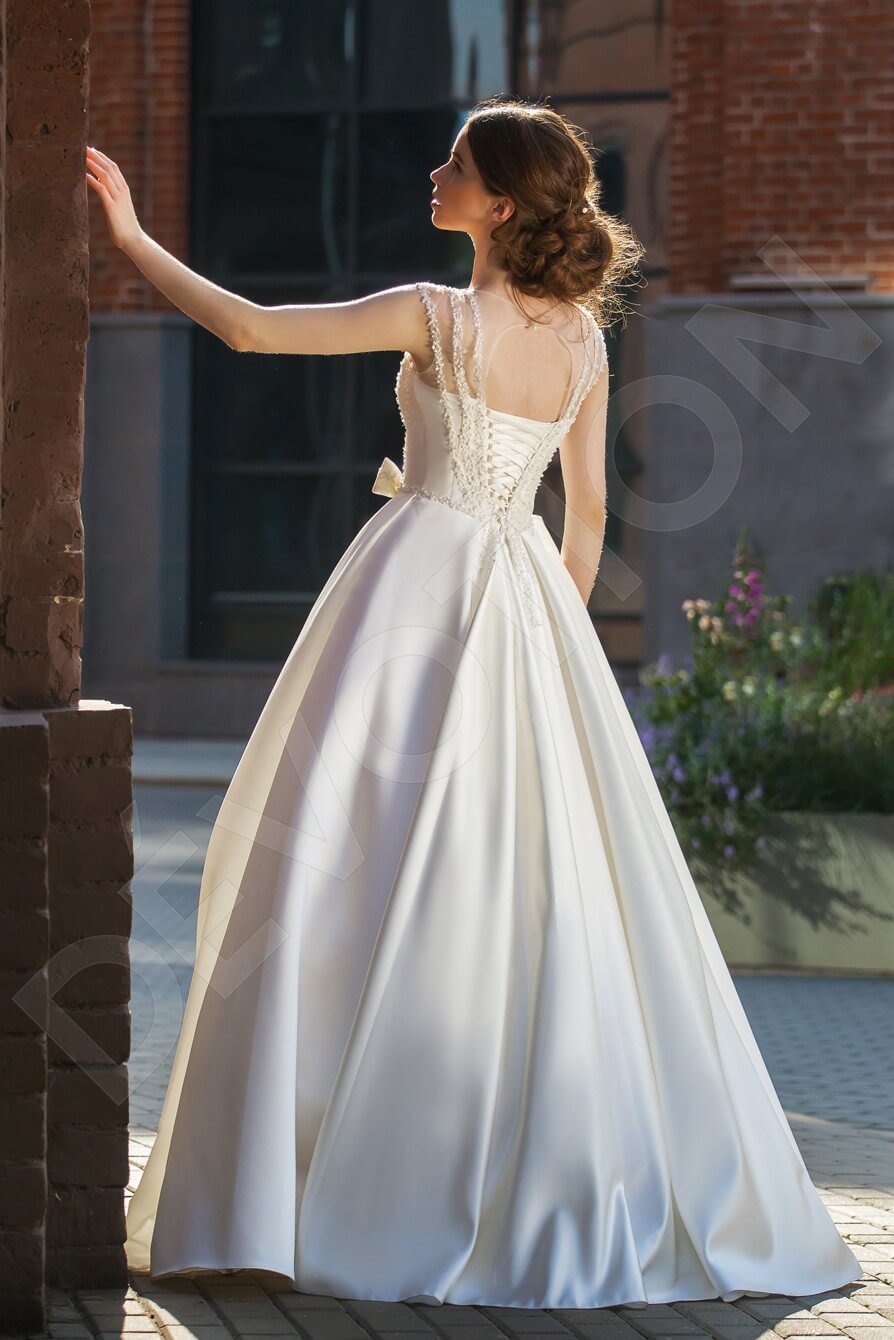 Nirvelli A-line Jewel Ivory Wedding dress