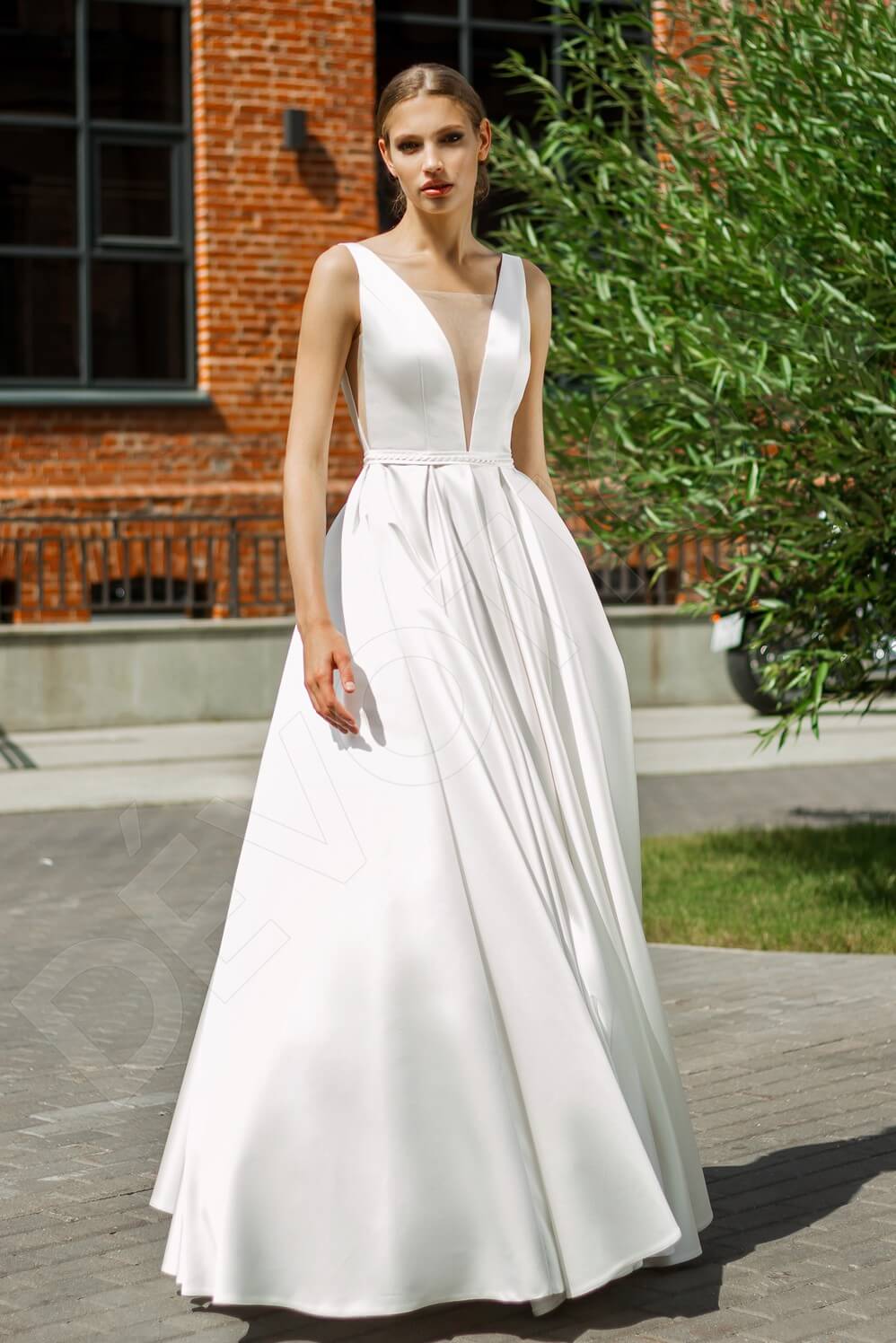 Macawi A-line Illusion Ivory Wedding dress